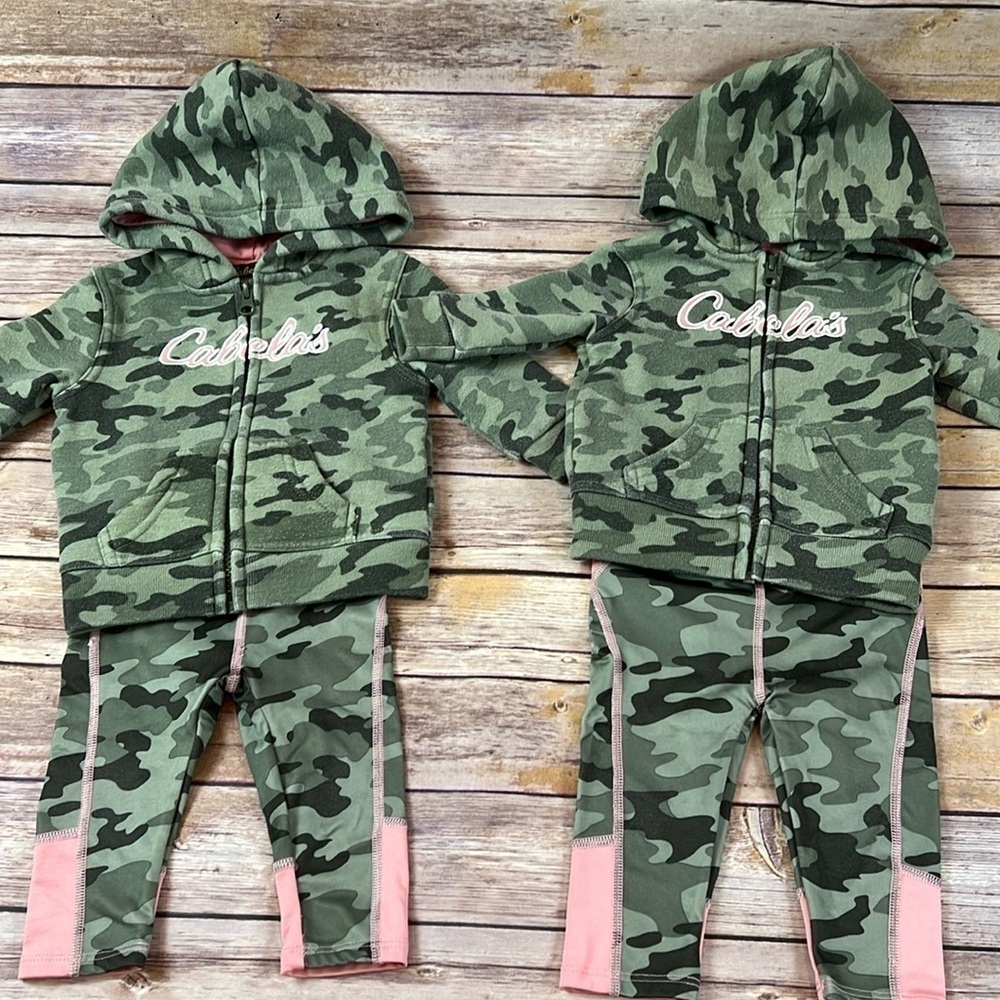 One set available 💕 Cabela’s Matching Set